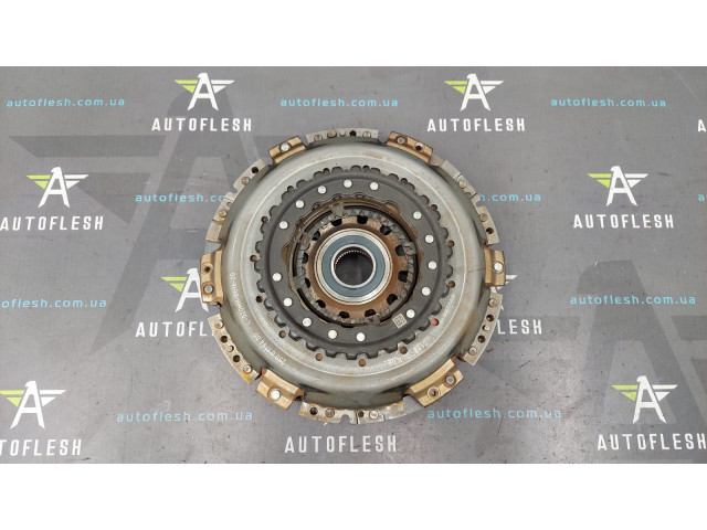 Комплект зчеплення АКПП DC4 302181478R, 302054315R 1.5 DCI Dacia Duster Renault бу